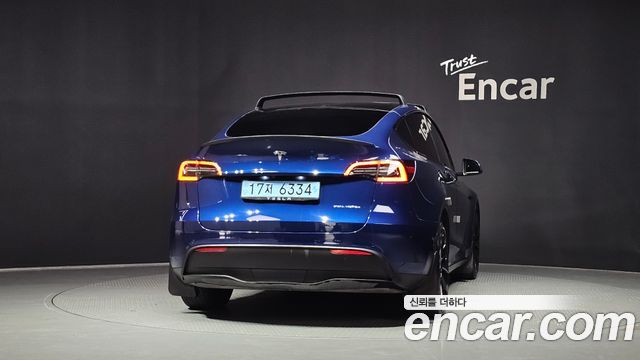 Tesla Model Y Long Range AWD 2021 — фото 4