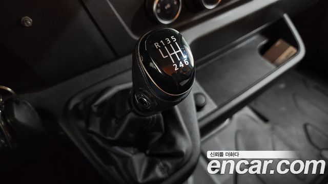 Renault Korea Master 2.3 Van L 2020 — фото 9