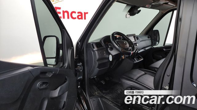 Renault Korea Master 2.3 Van L 2020 — фото 10
