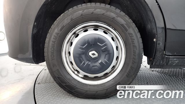 Renault Korea Master 2.3 Van L 2020 — фото 16