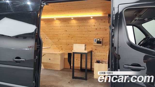 Renault Korea Master 2.3 Van L 2020 — фото 27