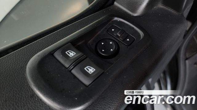 Renault Korea Master 2.3 Van L 2020 — фото 36