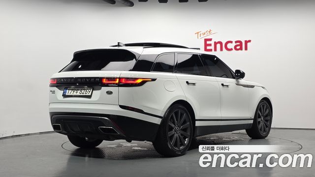 Land Rover Range Rover Velar 3.0 D300 R-Dynamic HSE 2018 — фото 2