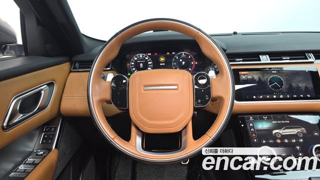 Land Rover Range Rover Velar 3.0 D300 R-Dynamic HSE 2018 — фото 12