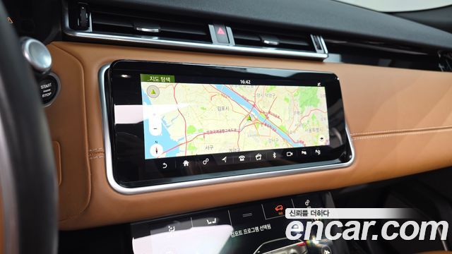 Land Rover Range Rover Velar 3.0 D300 R-Dynamic HSE 2018 — фото 13