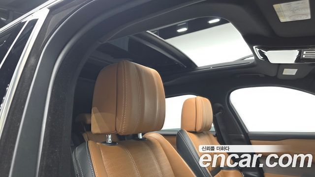 Land Rover Range Rover Velar 3.0 D300 R-Dynamic HSE 2018 — фото 16