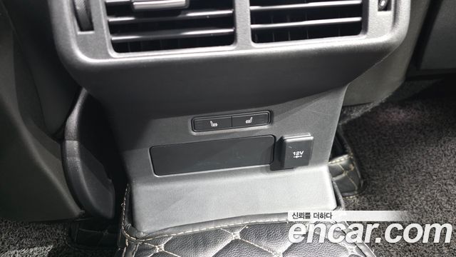 Land Rover Range Rover Velar 3.0 D300 R-Dynamic HSE 2018 — фото 19