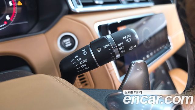 Land Rover Range Rover Velar 3.0 D300 R-Dynamic HSE 2018 — фото 29