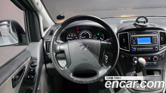 Hyundai Grand Starex Van 5-Seater Smart 2021 — фото 13