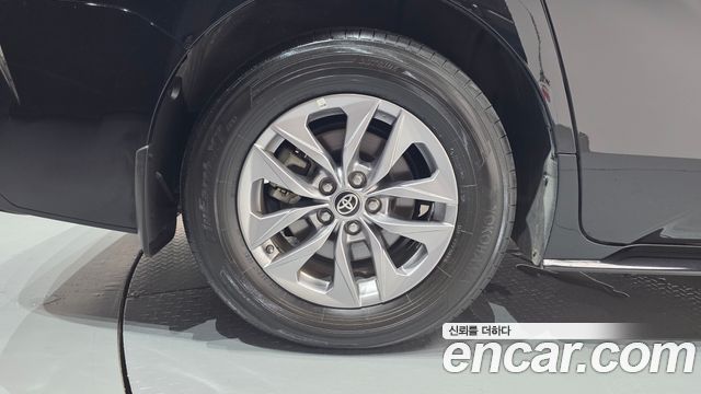Toyota Sienna (IV) 2.5 Hybrid AWD 2024 — фото 21