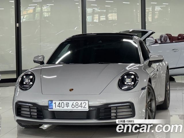 Porsche 911 (992) Carrera