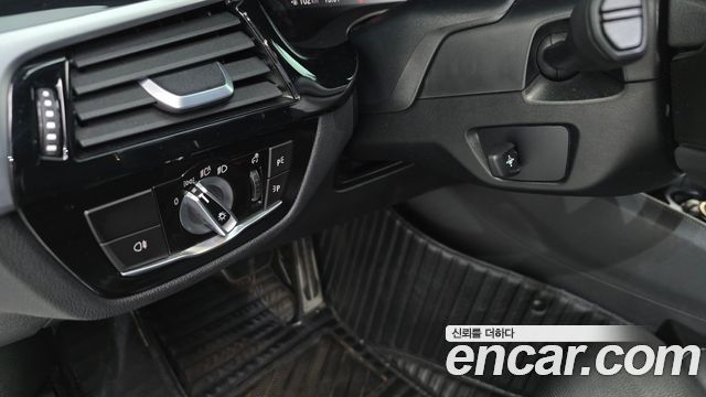 BMW 6 Series GT (G32) 630i xDrive M Sport 2020 — фото 27