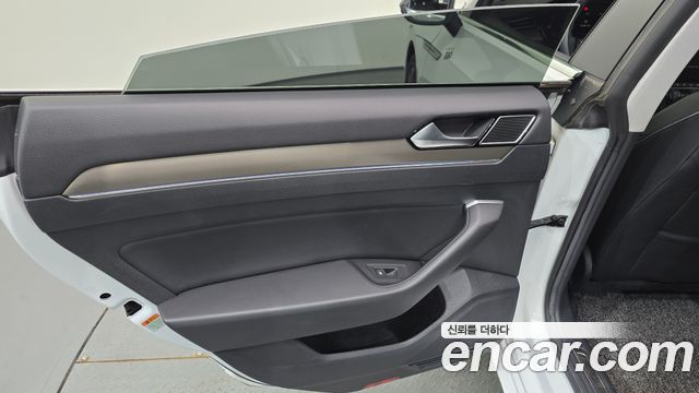 Volkswagen Arteon 2.0 TDI Prestige 2019 — фото 25