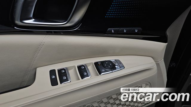 Kia Carnival (IV) HEV 4-Seater Hi Limousine Signature 2025 — фото 17