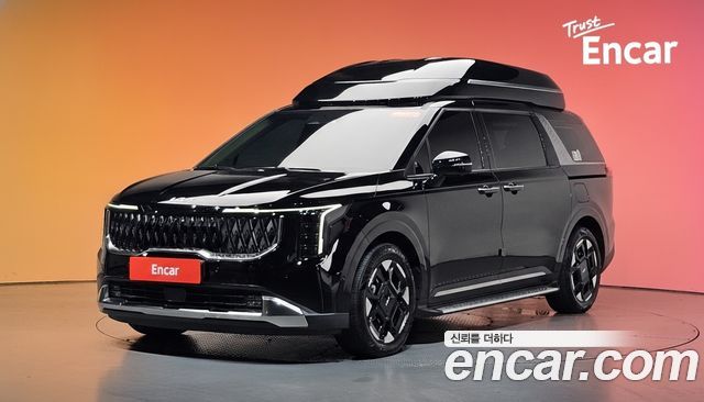 Kia Carnival (IV) HEV 4-Seater Hi Limousine Signature 2025 — фото 1
