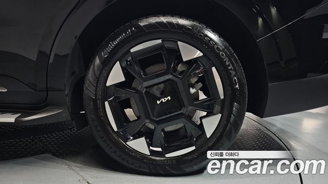 Kia Carnival (IV) HEV 4-Seater Hi Limousine Signature 2025 — фото 21