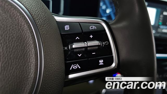 Kia Carnival (IV) HEV 4-Seater Hi Limousine Signature 2025 — фото 32