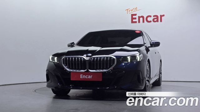 BMW 5 Series (G60) 520i M Sport 2024 — фото 3