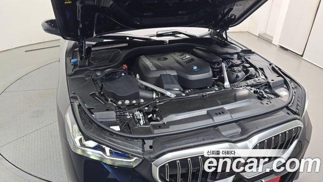 BMW 5 Series (G60) 520i M Sport 2024 — фото 6