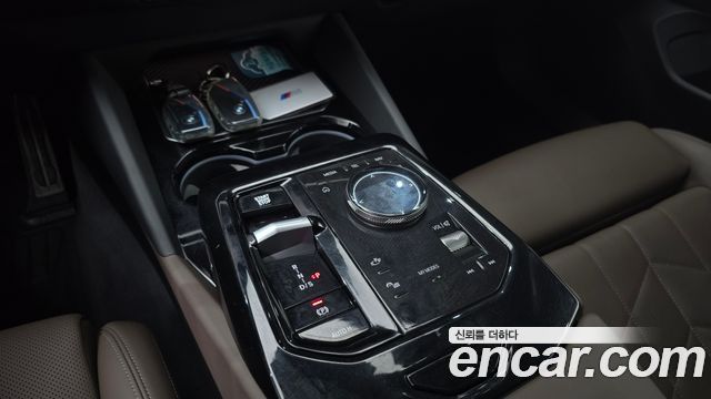 BMW 5 Series (G60) 520i M Sport 2024 — фото 9