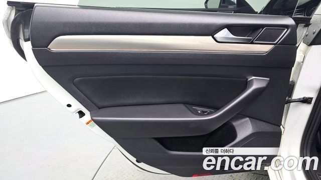 Volkswagen Arteon 2.0 TDI Premium 2019 — фото 25