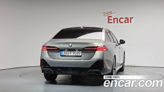 BMW 5 Series (G60) 520i M Sport 2025 — фото 4