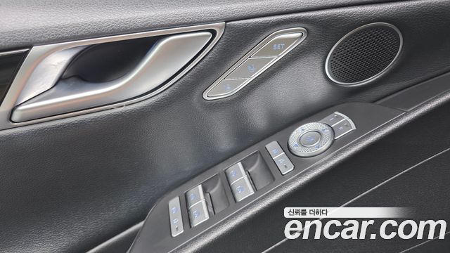 Genesis G80 (RG3) Gasoline 2.5 Turbo 2WD 2022 — фото 11