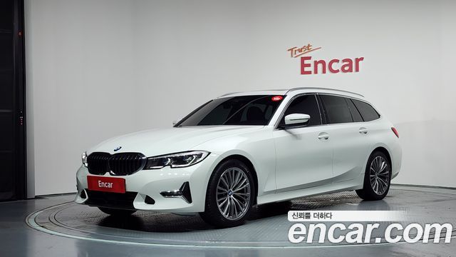BMW 3 Series (G20) 320d Touring Luxury