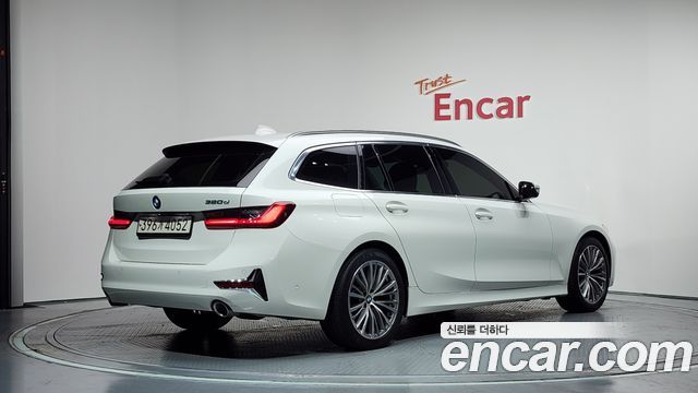 BMW 3 Series (G20) 320d Touring Luxury 2022 — фото 2