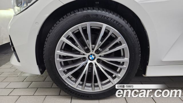 BMW 3 Series (G20) 320d Touring Luxury 2022 — фото 5