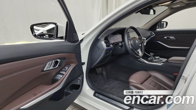 BMW 3 Series (G20) 320d Touring Luxury 2022 — фото 10