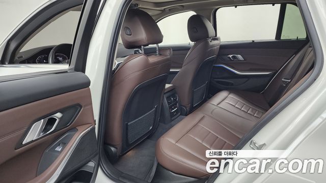 BMW 3 Series (G20) 320d Touring Luxury 2022 — фото 26