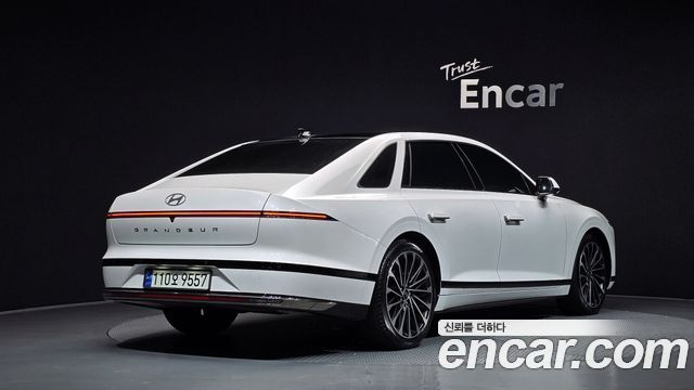 Hyundai Grandeur Hybrid (GN7) Calligraphy 2023 — фото 2