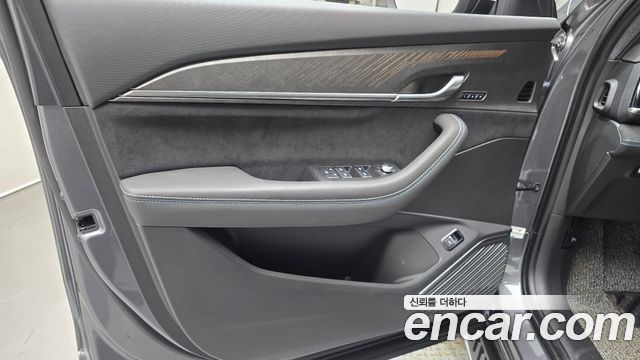 Renault Korea Grand Koleos 1.5 E-TECH Esprit Alphine 2WD 2025 — фото 24