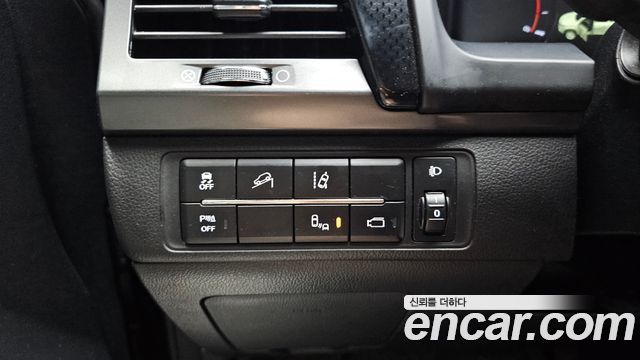 KG Mobility (SsangYong) Rexton Sports Khan Diesel 2.2 4WD Noblesse 2021 — фото 17