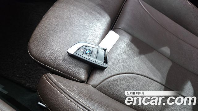 BMW X1 (F48) xDrive 20i M Sport 2022 — фото 16