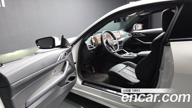 BMW 4 Series (G22) 420i M Sport Pro Coupe 2025 — фото 10