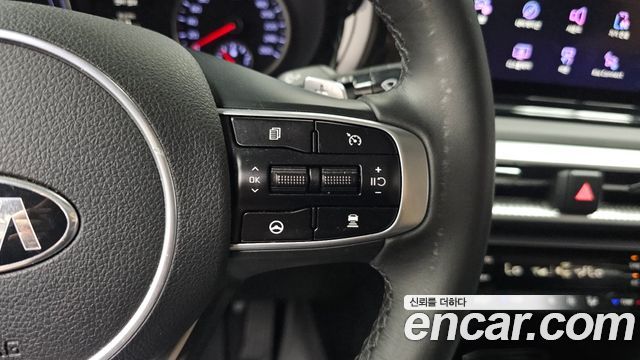 Kia K5 Hybrid (III) Prestige 2021 — фото 15