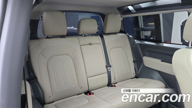 Land Rover Defender (L663) 90 D250 S 2022 — фото 11