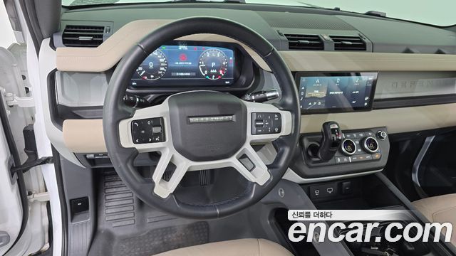 Land Rover Defender (L663) 90 D250 S 2022 — фото 13