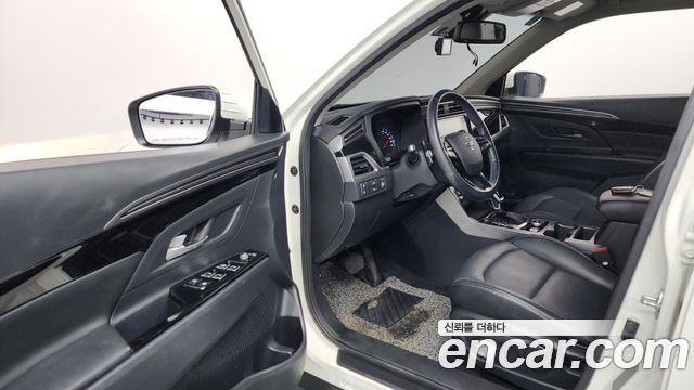 KG Mobility (SsangYong) Beautiful Korando Gasoline 1.5 2WD C5 Plus 2021 — фото 10
