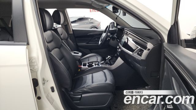 KG Mobility (SsangYong) Beautiful Korando Gasoline 1.5 2WD C5 Plus 2021 — фото 26