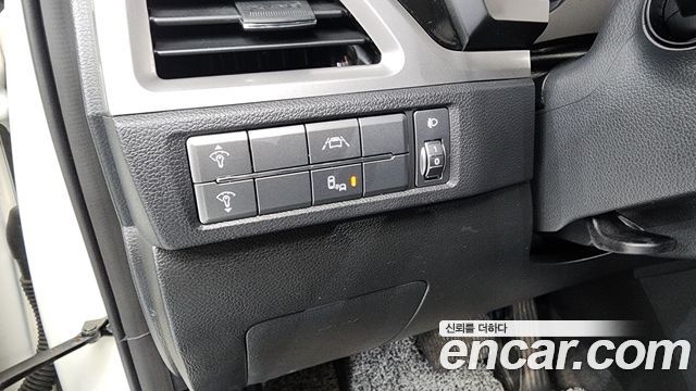 KG Mobility (SsangYong) Beautiful Korando Gasoline 1.5 2WD C5 Plus 2021 — фото 28