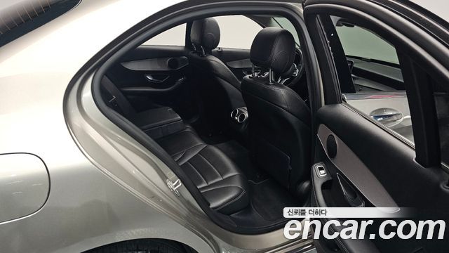 Mercedes-Benz C-Class (W205) C200 Avantgarde 2020 — фото 12