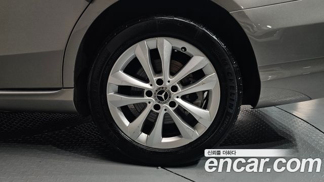 Mercedes-Benz C-Class (W205) C200 Avantgarde 2020 — фото 21