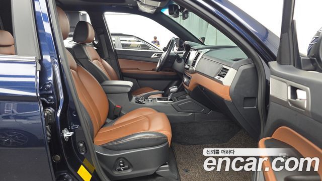 KG Mobility (SsangYong) Rexton Sports Khan Diesel 2.2 4WD Professional S (5-Link) 2019 — фото 15
