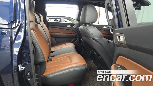 KG Mobility (SsangYong) Rexton Sports Khan Diesel 2.2 4WD Professional S (5-Link) 2019 — фото 16
