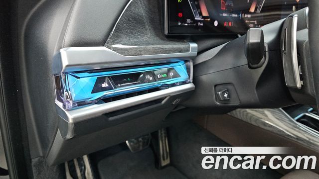 BMW 7 Series (G70) 740i sDrive M Sport 2023 — фото 27