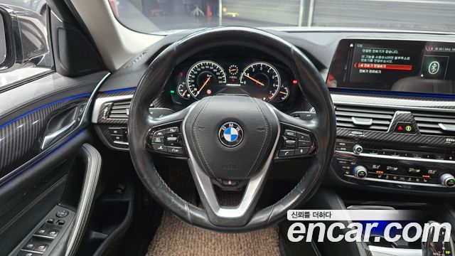 BMW 5 Series (G30) 520i Luxury 2018 — фото 13