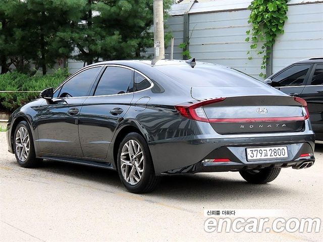 Hyundai Sonata (DN8) 1.6 Turbo Premium Family 2021 — фото 3